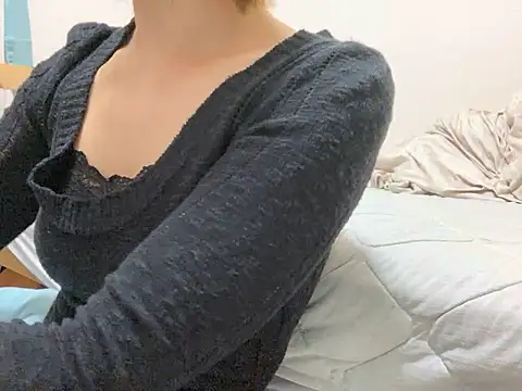 Snapshot of Omame_no_Yuwaku chatting on 07-17-26, 11:17 Omame no Yuwaku online show from 07-17-26, 11:17