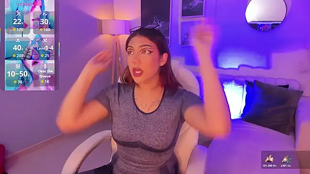 Snapshot of Raven_Curly chatting on 12-14-25, 04:40 Raven Curly online show from 12-14-25, 04:40