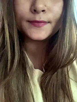 Snapshot of hotladki5 chatting on 11-29-25, 09:23 hotladki5 online show from 11-29-25, 09:23