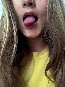 Snapshot of hotladki5 chatting on 12-15-25, 11:25 hotladki5 online show from 12-15-25, 11:25