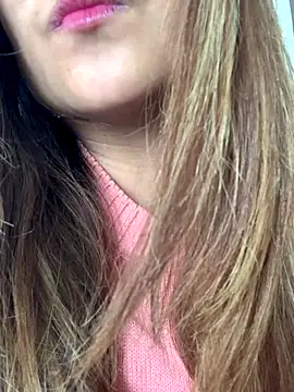 Snapshot of hotladki5 chatting on 12-17-25, 07:36 hotladki5 online show from 12-17-25, 07:36