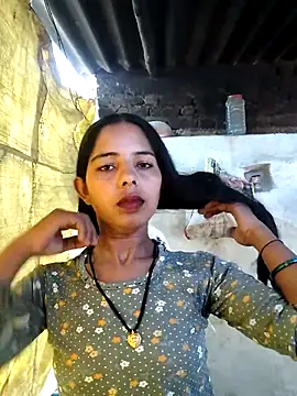 Snapshot of Babita_Gori chatting on 06-06-26, 04:06 Babita Gori online show from 06-06-26, 04:06