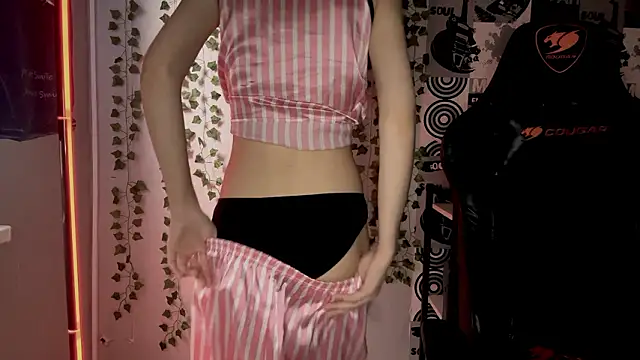 helgicuteness online show from 02-24-26, 12:03