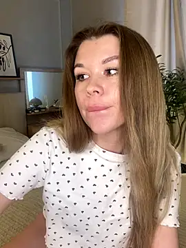 Snapshot of AllyBaley chatting on 12-03-25, 08:00 AllyBaley online show from 12-03-25, 08:00