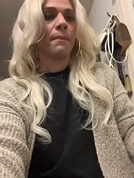 Snapshot of Babyboobabybye08 chatting on 02-25-26, 05:39 Babyboobabybye08 online show from 02-25-26, 05:39