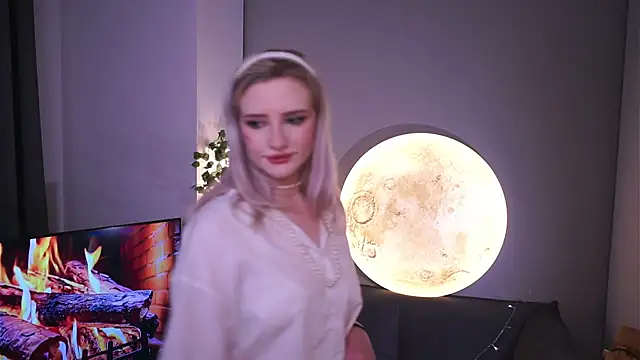 Snapshot of DorthaDunt chatting on 12-04-25, 08:28 DorthaDunt online show from 12-04-25, 08:28