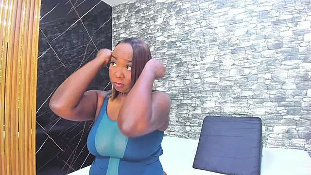 ZoeCollin online show from 12-05-25, 03:15