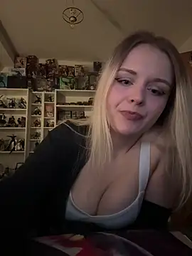 OfflineLizzy online show from 03-09-26, 07:18