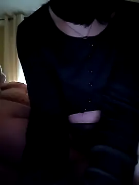 Snapshot of Era_90 chatting on 12-01-25, 02:22 Era 90 online show from 12-01-25, 02:22