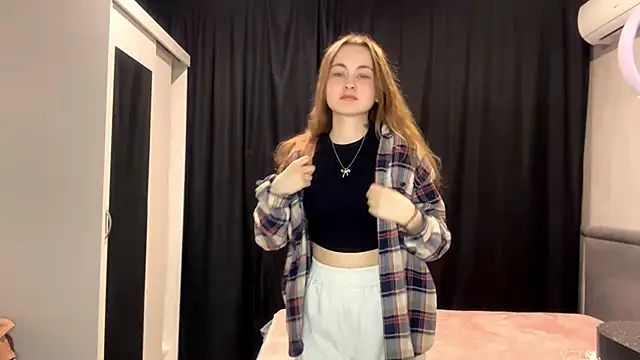 PrettyGhost online show from 11-26-25, 03:13