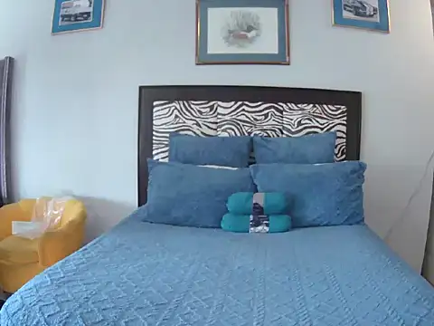 Snapshot of SexyCurves9 chatting on 12-03-25, 07:16 SexyCurves9 online show from 12-03-25, 07:16