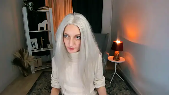 ViktoriaClark online show from 12-15-25, 10:41