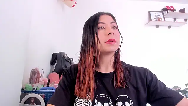 MaddieHunter online show from 03-12-26, 03:18