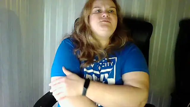 Snapshot of HarmonyKareraa chatting on 12-15-25, 10:36 HarmonyKareraa online show from 12-15-25, 10:36