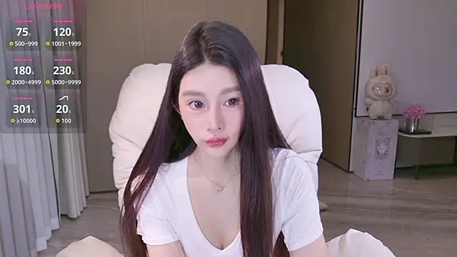 Snapshot of LULUbbaby_520 chatting on 12-16-25, 02:11 LULUbbaby 520 online show from 12-16-25, 02:11