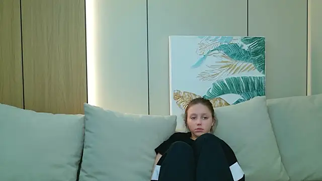 Samantha Martines online show from 02-15-26, 04:20