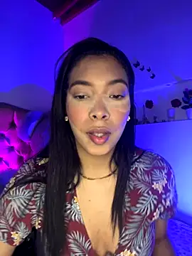 Snapshot of KarolRojas_22 chatting on 12-04-25, 08:17 KarolRojas 22 online show from 12-04-25, 08:17