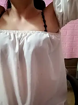 Lily-ross22 online show from 07-25-26, 08:23