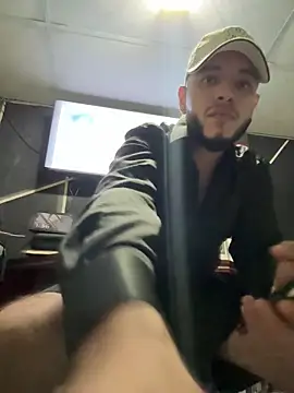 tratosucio online show from 12-19-25, 07:37