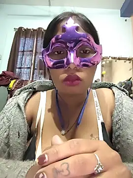 Snapshot of aarti03fb chatting on 12-16-25, 05:12 aarti03fb online show from 12-16-25, 05:12