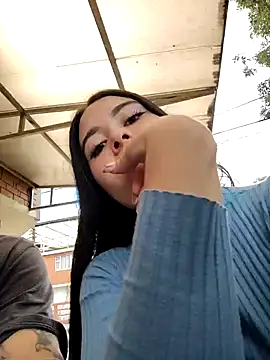 Snapshot of ARIA_AND_NICK chatting on 11-25-25, 05:13 ARIA AND NICK online show from 11-25-25, 05:13