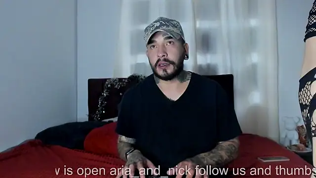 Snapshot of ARIA_AND_NICK chatting on 12-16-25, 01:05 ARIA AND NICK online show from 12-16-25, 01:05