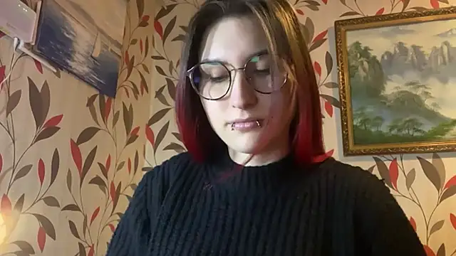 Snapshot of MangledShale chatting on 12-15-25, 07:23 MangledShale online show from 12-15-25, 07:23