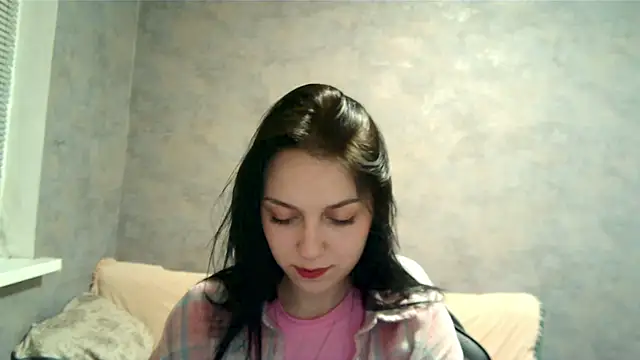 Snapshot of GlibRasher chatting on 11-30-25, 08:13 GlibRasher online show from 11-30-25, 08:13