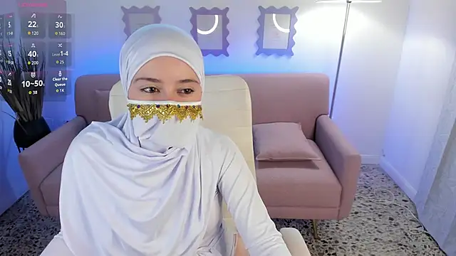 Snapshot of Mariam_malikk chatting on 11-28-25, 12:46 Mariam malikk online show from 11-28-25, 12:46