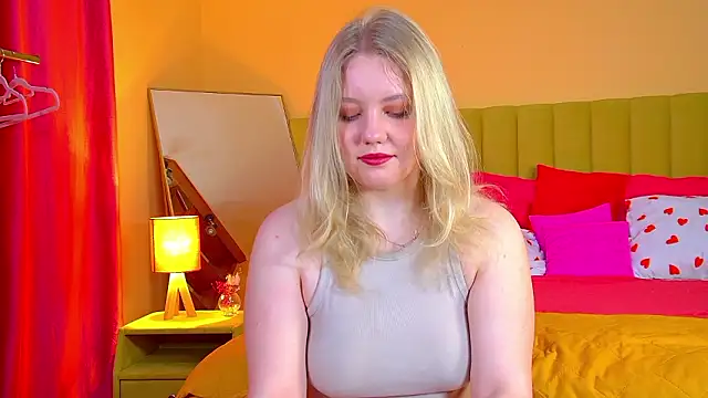 EmilyEvanse online show from 03-12-26, 06:19