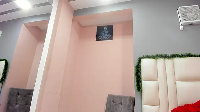 Snapshot of emilyy__rosse chatting on 12-01-25, 06:02 emilyy rosse online show from 12-01-25, 06:02