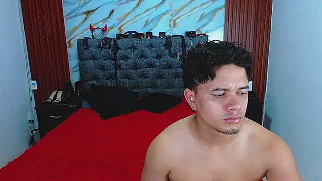 Meryandcris online show from 03-24-26, 04:06