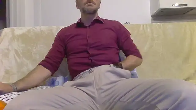 Eroshotlicker online show from 04-26-26, 08:28