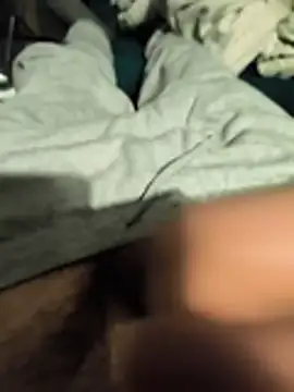 Razvan696969 online show from 02-04-26, 09:31