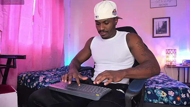 Ethantravis22 online show from 04-29-26, 09:21