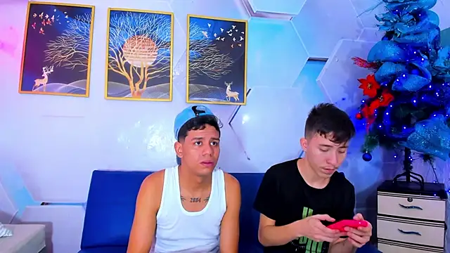 Snapshot of Lester_james2 chatting on 12-04-25, 10:29 Lester james2 online show from 12-04-25, 10:29