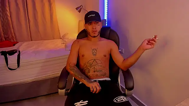 master evil07 online show from 12-17-25, 03:56