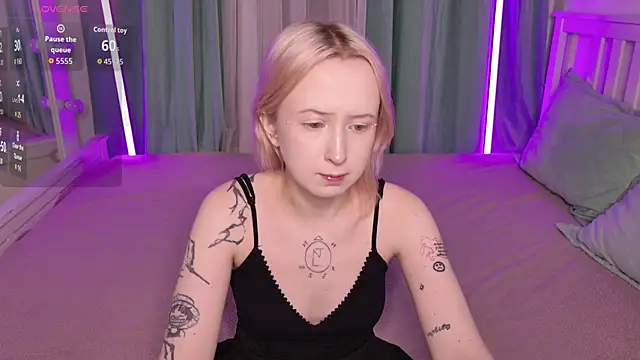 Snapshot of _Babyface_ chatting on 12-01-25, 01:16 Babyface online show from 12-01-25, 01:16