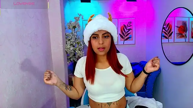 Snapshot of Alisson_sweett chatting on 12-17-25, 11:49 Alisson sweett online show from 12-17-25, 11:49