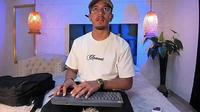 Brand Collins online show from 11-29-25, 10:18