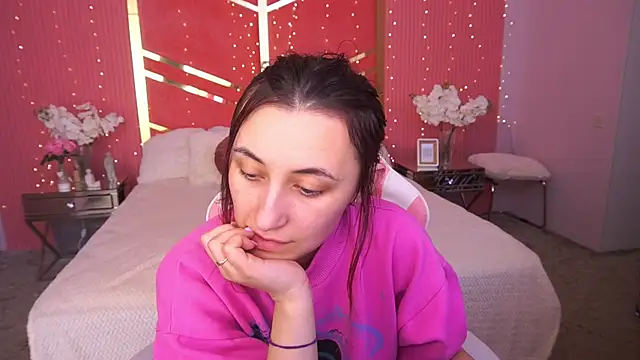 RoxieRay online show from 03-29-26, 01:22