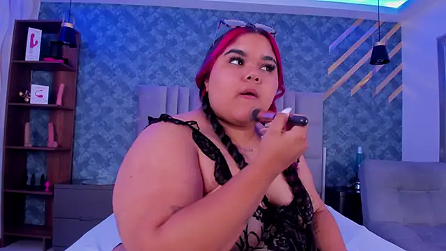 Snapshot of AlyzzandreRouge chatting on 12-03-25, 11:52 AlyzzandreRouge online show from 12-03-25, 11:52