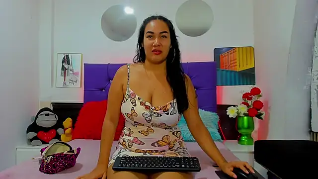 AzumiWalker online show from 02-11-26, 01:16