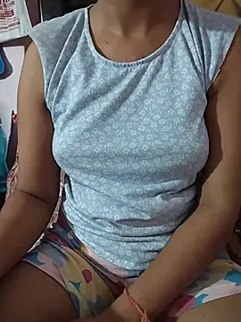 Snapshot of RASHMI_SHARMA9 chatting on 07-03-26, 05:19 RASHMI SHARMA9 online show from 07-03-26, 05:19