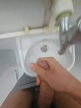 Snapshot of volkan108 chatting on 11-26-25, 09:05 volkan108 online show from 11-26-25, 09:05