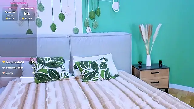 Danielle Eddwards online show from 02-10-26, 02:32