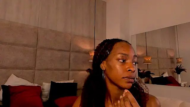 Snapshot of GenesisJordan chatting on 07-31-26, 09:25 GenesisJordan online show from 07-31-26, 09:25