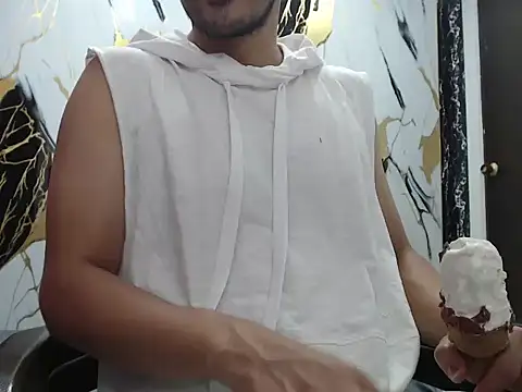 simonm667 online show from 04-03-26, 07:01