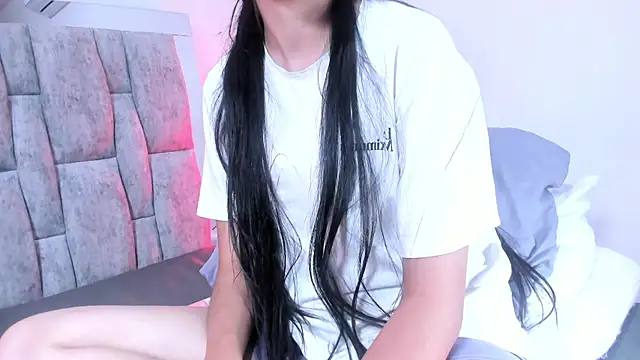 ZafiraNavarro online show from 04-04-26, 06:27