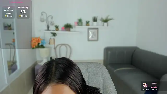 molly littlee online show from 12-16-25, 05:40